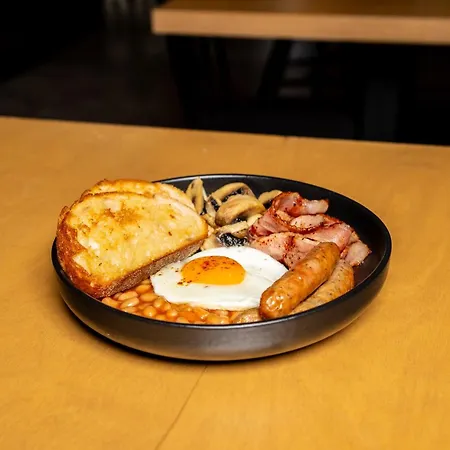 아파트 Luxapart V Beautiful Views With Breakfast Option